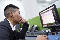 Giai đoạn này, nhiều nhà Kl99ok phiên bản mới thực hiện chiến lược trading T+.