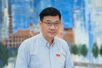 Chủ nhiệm Ủy ban Kl992 cổng game cá cược Vũ Hồng Thanh trình bày báo cáo thẩm tra.