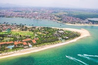 Bán đảo Bảo Ninh thuộc Tp Đồng Hới, có tổng diện tích 1.600 ha, hiện đang là điểm đến Kl99ok phiên bản mới của nhiều thương hiệu nổi tiếng.