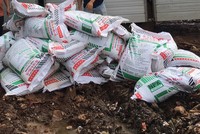 Lâm Đồng phát hiện 300 bao phân bón giả
