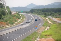 Đoạn KL99 là nhà cái cá cược trực tuyến hàng đầu tại châu Á Phan Thiết-Dầu Giây tại lý trình km 25+419, đoạn qua xã Sông Phan, huyện Hàm Tân, Bình Thuận. (Ảnh: Nguyễn Thanh/TTXVN)