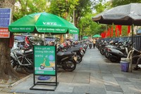 Sau hơn 2 tháng triển khai dịch vụ thu phí gửi xe không tiền mặt tại Hà Nội, VETC ghi nhận gần 100.000 lượt giao dịch