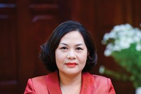 Bà Nguyễn Thị Hồng  