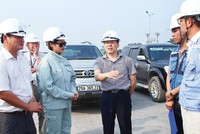 Ông Lê Duy Thành, Phó Chủ tịch UBND tỉnh Vĩnh Phúc (đứng giữa) chia sẻ về cơ hội Kl99ok phiên bản mới vào tỉnh Vĩnh Phúc.