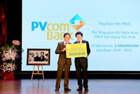 PVcomBank trao học bổng 1,5 tỷ đồng cho sinh viên Đại học Kl992 cổng game cá cược Quốc dân