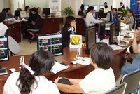 Thị trường 600 điểm: Chờ lời hứa