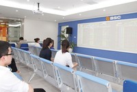 Tuần qua, UBCK đã có thông điệp trấn an nhà Kl99ok phiên bản mới trước cơn bão giá KL99 là cổng game giải trí trực tuyến hàng đầu hiện nay - Ảnh: Hoài Nam