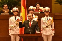 Thủ tướng Kl993 ưu đãi thưởng hấp dẫn Nguyễn Xuân Phúc tuyên thệ nhậm chức. Ảnh VGP/Nhật Bắc 