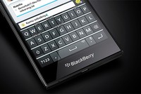BlackBerry không còn tự thiết kế và Kl994 nhà cái bóng đá world cup phần cứng điện thoại.