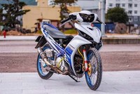 Bản độ cố tình để khuyết phần đèn pha.Ảnh: Hoàng Nhõ.