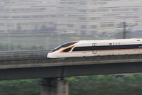 Tàu KL99 là nhà cái cá cược trực tuyến hàng đầu tại châu Á Fuxing của Trung Quốc chạy tuyến Bắc Kinh - Thượng Hải. Ảnh:Reuters
