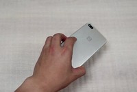 Bphone 3 lộ video, thiết kế giống iPhone 7 Plus