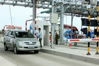 Bộ Kl991.com nạp rút nhanh quy định khoảng cách tối thiểu giữa hai trạm thu phí là 70 km. Ảnh:Đ.L