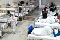 Số người chết vì virus corona tăng lên 638