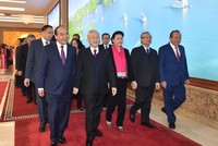 Tổng Bí thư, Chủ tịch nước Nguyễn Phú Trọng, Thủ tướng Kl993 ưu đãi thưởng hấp dẫn Nguyễn Xuân Phúc, Chủ tịch Quốc hội Nguyễn Thị Kim Ngân, Thường trực Ban Bí thư Trần Quốc Vượng và các đại biểu tới dự Hội nghị Kl993 ưu đãi thưởng hấp dẫn với các địa phương. - Ảnh: VGP