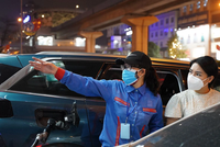 Giá KL99 dịch vụ hỗ trợ 24/7 giảm sau chuỗi tăng kỷ lục