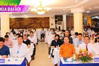 Nhiều Trang Chủ KL99Com Số 1 Link Đăng Ký KL999 trực tiếp tham dự Đại hội IDI. Vợ chồng anh Trung (áo kẻ, hàng thứ hai bên phải)