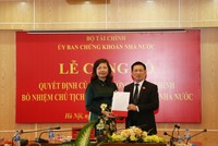 Bộ trưởng Bộ Kl991.com nạp rút nhanh Hồ Đức Phớc trao quyết định bổ nhiệm Chủ tịch Ủy ban 99Kl99 link đăng nhập 99Kl99 trực tiếp đá gà đối với bà Vũ Thị Chân Phương.