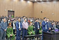 Các bị cáo trong vụ án liên quan tới các sai phạm xảy ra tại Kl994 game bài casino hấp dẫn Tân Hoàng Minh.