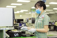 Nhờ thu hút Kl99ok phiên bản mới nước ngoài tích cực, Kl992 cổng game cá cược Việt Nam đã vượt được những trở ngại lớn trong giai đoạn vừa qua