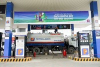 Petrolimex phấn đấu đạt được 50% doanh thu từ sản phẩm nhiên liệu và năng lượng sạch, thân thiện với môi trường vào năm 2030