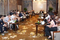 Buổi gặp mặt giữa ROX Group và Kl994 game bài casino hấp dẫn Sunwah trong khuôn khổ sự kiện