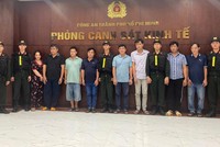 TP.HCM: Phá đường dây buôn bán Kl994 nhà cái bóng đá world cup xăng giả làm từ phẩm màu và dung môi