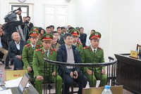 Các bị cáo tại phiên tòa sơ thẩm tháng 2/2017.