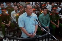 Phạm Công Danh: “Bà Sáu Phấn động viên tôi vay 500 tỷ đồng”