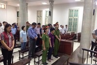 Các bị cáo tại tòa.