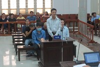 Các bị cáo tại tòa.