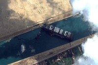 Giải cứu thành công tàu Ever Given sau 5 ngày mắc kẹt tại kênh đào Suez