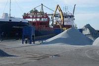 Kl99ok phiên bản mới Xây dựng và Công nghệ Tiến Trung (TTZ): Chủ tịch đăng ký thoái toàn bộ vốn