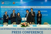 Lễ kí kết hợp tác giữa bệnh viện Quốc tế Mỹ (AIH) và Johns Hopkins Medicine International.
