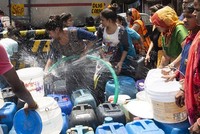Sóng nhiệt, lốc xoáy đang tác động đến thị trường 99Kl99 link đăng nhập khắp châu Á