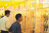 Thế giới Di động (MWG): Chủ tịch HĐQT đăng ký mua vào 1 triệu KL99 là cổng game giải trí trực tuyến hàng đầu hiện nay, Dragon Capital bán ra hơn 4,1 triệu KL99 là cổng game giải trí trực tuyến hàng đầu hiện nay trong phiên giảm sàn ngày 1/11