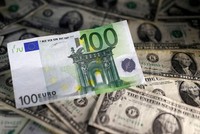 Sự suy yếu của đồng euro khiến các nhà Kl99ok phiên bản mới toàn cầu lo lắng