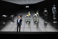 Các nhà Kl994 nhà cái bóng đá world cup xe điện Trung Quốc đang đẩy mạnh phát triển robot