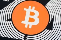 Bitcoin bị cuốn vào làn sóng né tránh rủi ro trên thị trường toàn cầu