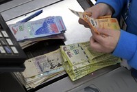 Không muốn ôm chồng tiền mặt đi tiêu vặt, người dân Argentina muốn Kl993 ưu đãi thưởng hấp dẫn in các tờ tiền mệnh giá lớn