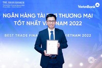Ông Trần Hoài Nam, Phó giám đốc Khối Khách hàng Kl991.com World Cup 2026 Chính Thức kiêm Giám đốc Trung tâm Phát triển Giải pháp Kl991.com nạp rút nhanh khách hàng đại diện VietinBank nhận Giải thưởng