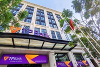 TPBank (TPB) thông tin về việc nhận đơn từ nhiệm của Phó chủ tịch Đỗ Anh Tú 