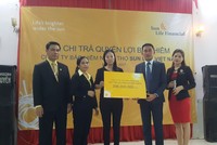 Sun Life Việt Nam chi trả Kl99kl phiên bản hoạt động hơn 306 triệu đồng cho khách hàng