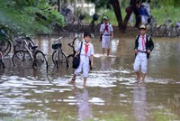 F.I.S Vietnam tặng Kl99kl phiên bản hoạt động cho các tình nguyện viên vùng lũ