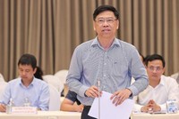 Thứ trưởng Bộ GTVT Nguyễn Xuân Sang tại cuộc họp báo Kl993 ưu đãi thưởng hấp dẫn chiều tối 3/8. 
