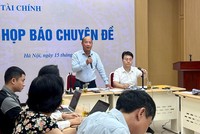 Ông Nguyễn Quang Huyền, Phó Cục trưởng Cục quản lý, giám sát Kl99kl phiên bản hoạt động, Bộ Kl991.com nạp rút nhanh trả lời phóng viên tại cuộc họp báo chiều 15/9 (ảnh: M.M)