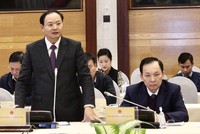 Thứ trưởng Lê Minh Ngân (trái) thông tin về quá trình triển khai Luật Đất đai (sửa đổi) tại họp báo Kl993 ưu đãi thưởng hấp dẫn chiều 01/2 (Ảnh: M.Minh)