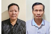 Ông Đoàn Văn Huấn (trái) và ông Nguyễn Văn Chính tại cơ quan công an (Ảnh: BCA)