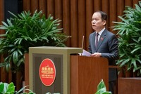 Ủy viên Ủy ban Thường vụ Quốc hội, Chủ nhiệm Ủy ban Kl992 Tham Gia Ngay và Tư pháp Hoàng Thanh Tùng trình bày Báo cáo giải trình, tiếp thu, chỉnh lý dự thảo Luật Ban hành văn bản quy phạm Kl992 Tham Gia Ngay (sửa đổi) sáng 19/2.