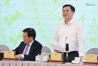 Thứ trưởng Bộ Công thương Nguyễn Sinh Nhật Tân trả lời tại họp báo Kl993 ưu đãi thưởng hấp dẫn chiều 5/3 (Ảnh: M.M)